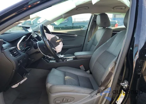 2017 Chevrolet Impala Lt z USA, uszkodzony, nr VIN 2G1105S36H9177803